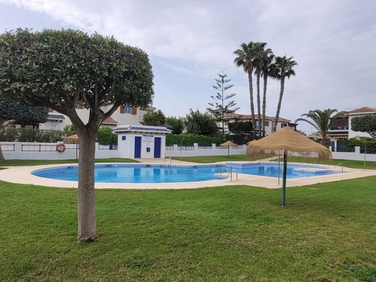 Apartamento Con Terraza Y Piscina A 300M De Playa Vera Luaran gambar